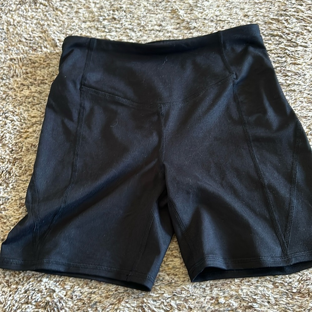 Women’s biker shorts